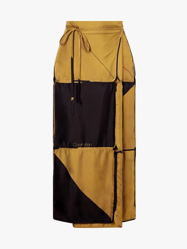 Effortless Chic: Your Go-To Summer Workwear Capsule 64