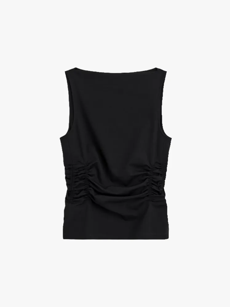 COS Unveils its S/S '26 Collection: Your Chic Summer Edit 49