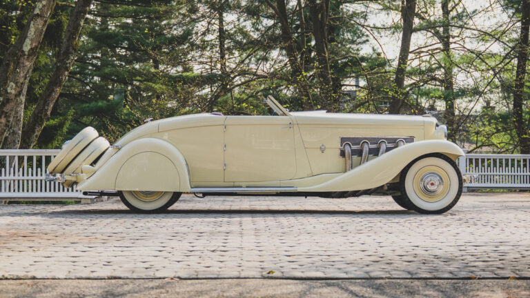 The King of Hollywood's Duesenberg: A True Automotive Legend Awaits its Next Steward 5 The King of Hollywood's Duesenberg: A True Automotive Legend Awaits its Next Steward 5