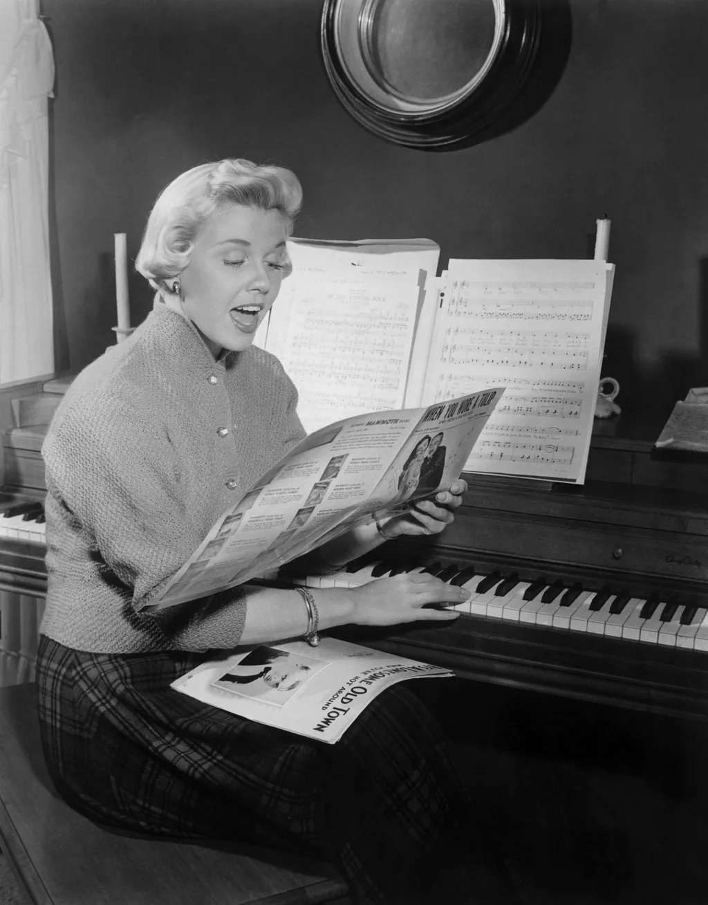 Golden Age Icon: Doris Day's sun-drenched California sanctuary, captured. 26