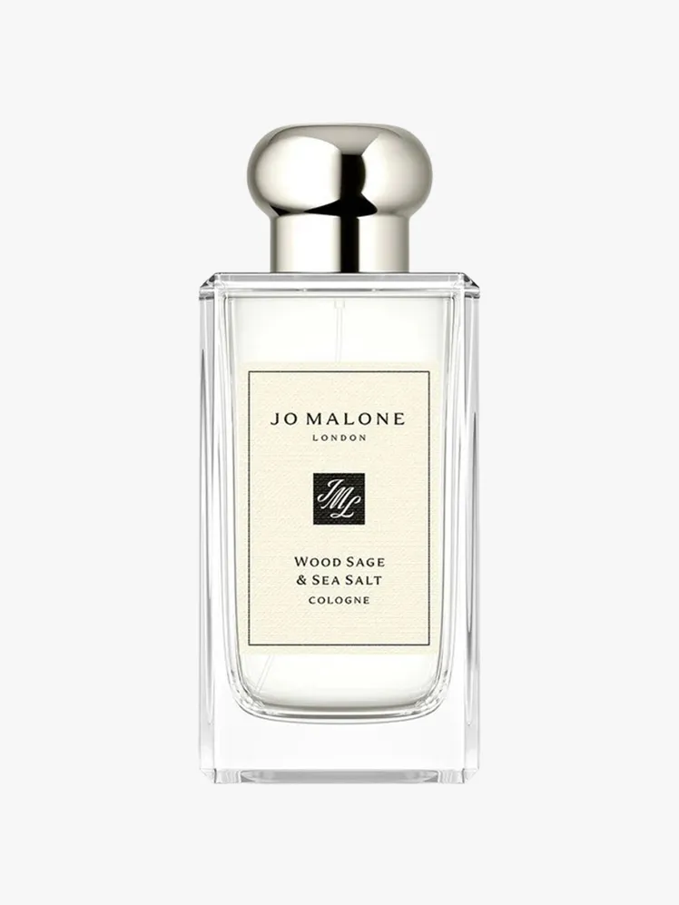 Dads Who Mean Business: Last-Minute Gifts for the Exec on the Go 40