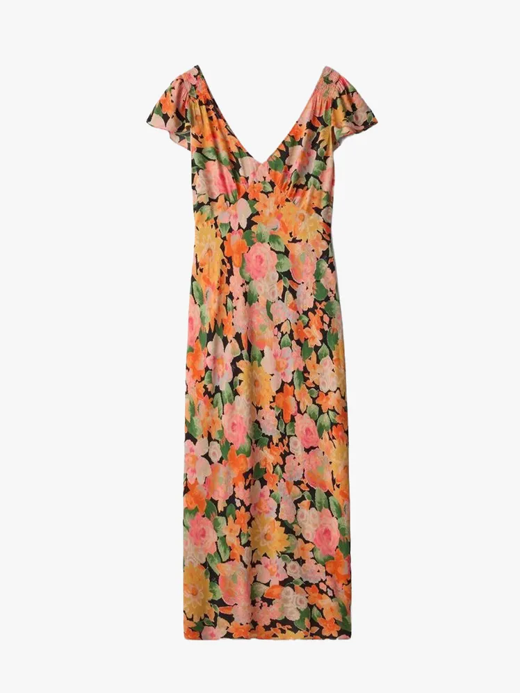 Vogue Editors' Chic Summer Wedding Ensembles Revealed 99