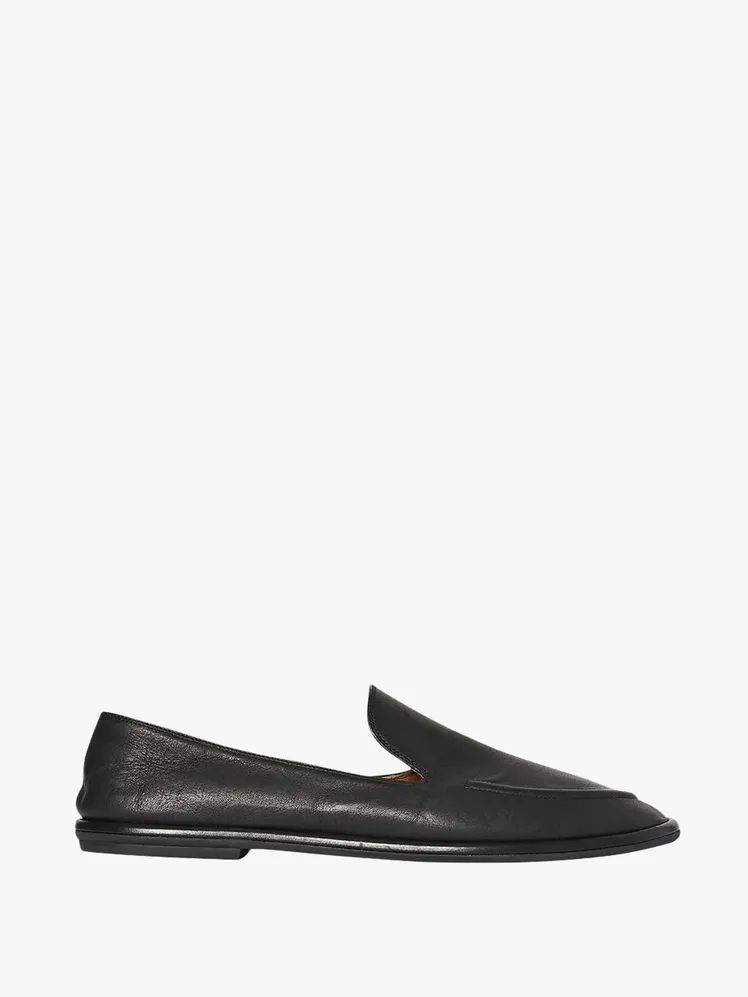 Effortless Loafer Chic: Your Guide to Summer's Most Versatile Footwear 85