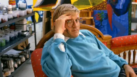 Business Style news 111 The Maestro of the Canvas: Hockney’s Multimedial Legacy Redefined Artistic Boundaries