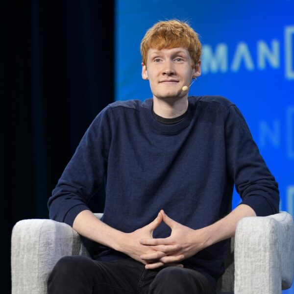 SpaceX’s $60B Acquisition: How Two Twentysomethings Built a Billion-Dollar Empire