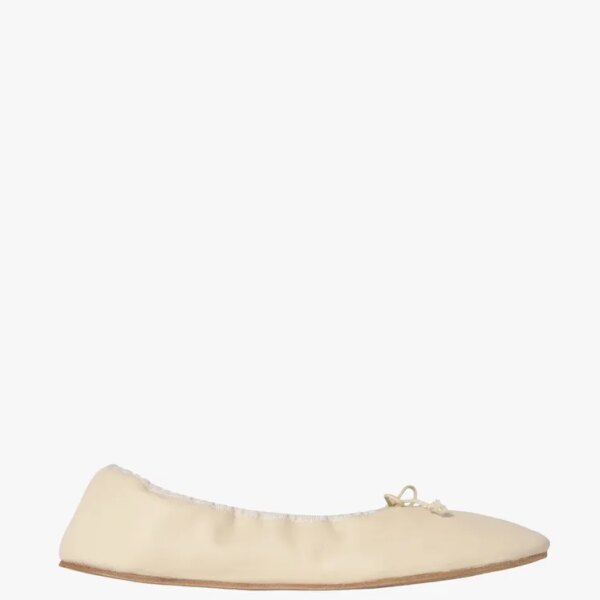 Effortless Chic: Discover Your Perfect Pair of Ballet Flats for the Warmer Seasons