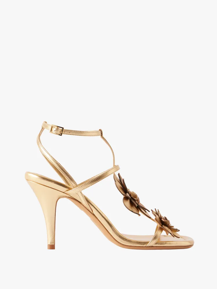 Vogue Editors' Chic Summer Wedding Ensembles Revealed 76