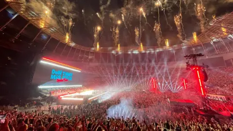 Reggaeton's Global Ambassador Rewrites Stadium History in London's Echoes 9
