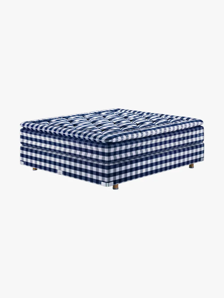 AD's Curated Pantheon: Elite Sleep, Crafted for Legacy. 22