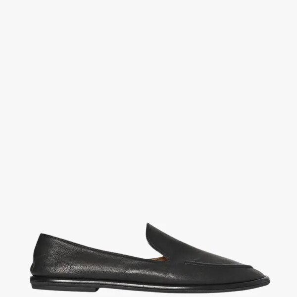 Effortless Loafer Chic: Your Guide to Summer’s Most Versatile Footwear