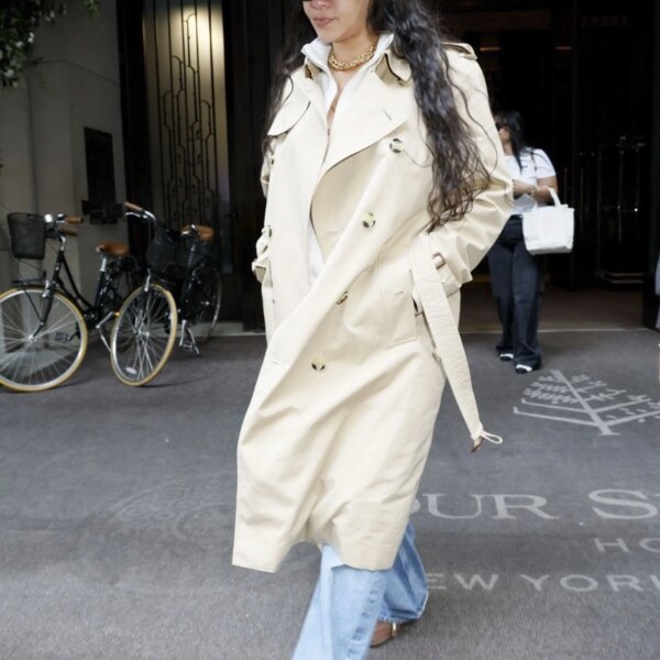 Rihanna’s Elevated Ensemble for Everyday Endeavors
