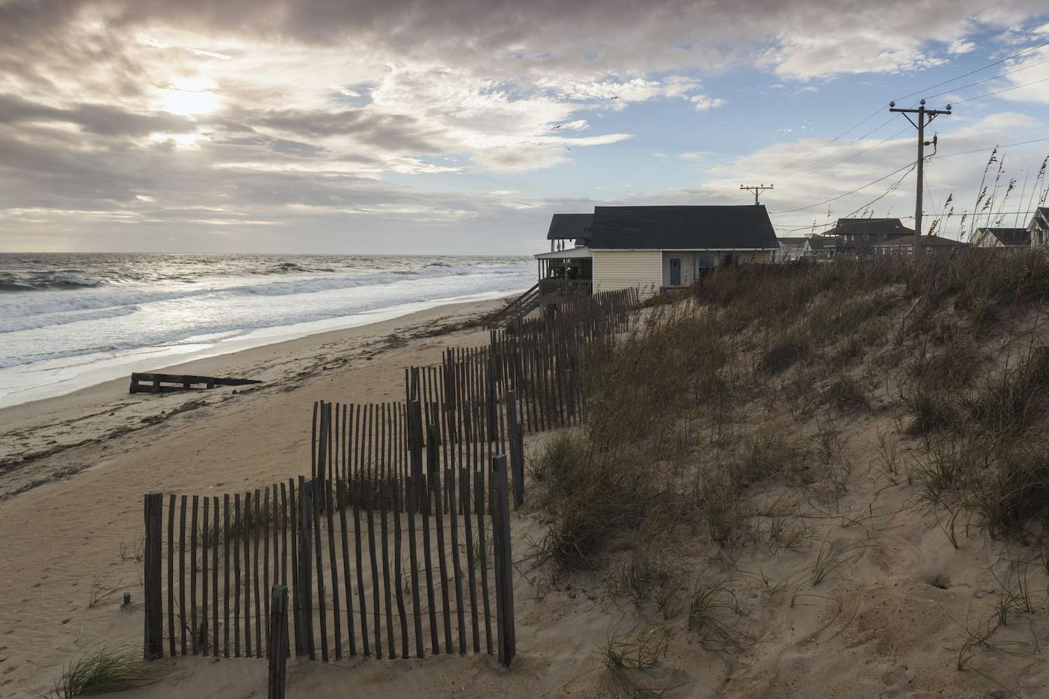 Coastal Carolina's Crown Jewels: Discover North Carolina's Most Exclusive Sands 28