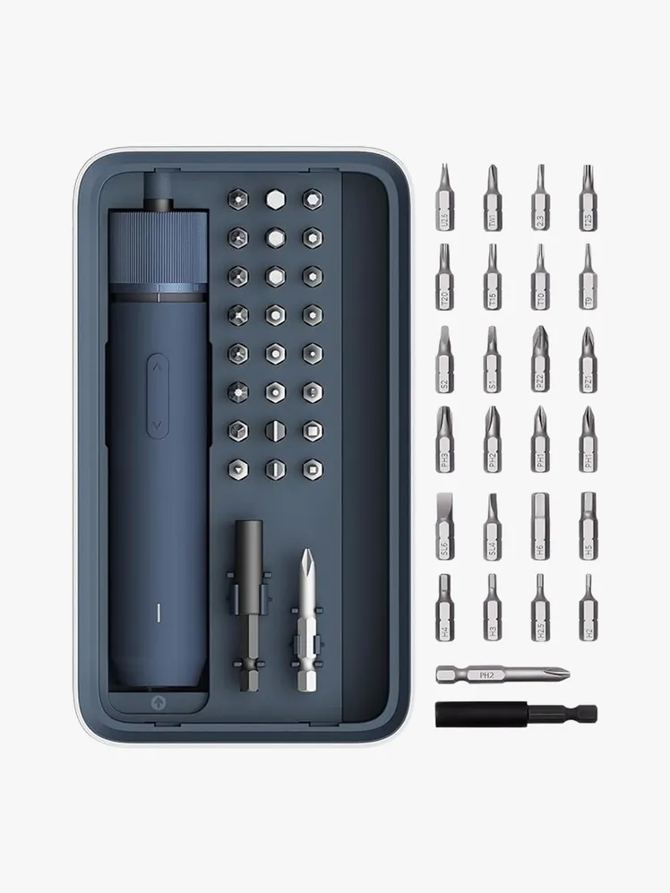 Dads Who Mean Business: Last-Minute Gifts for the Exec on the Go 31