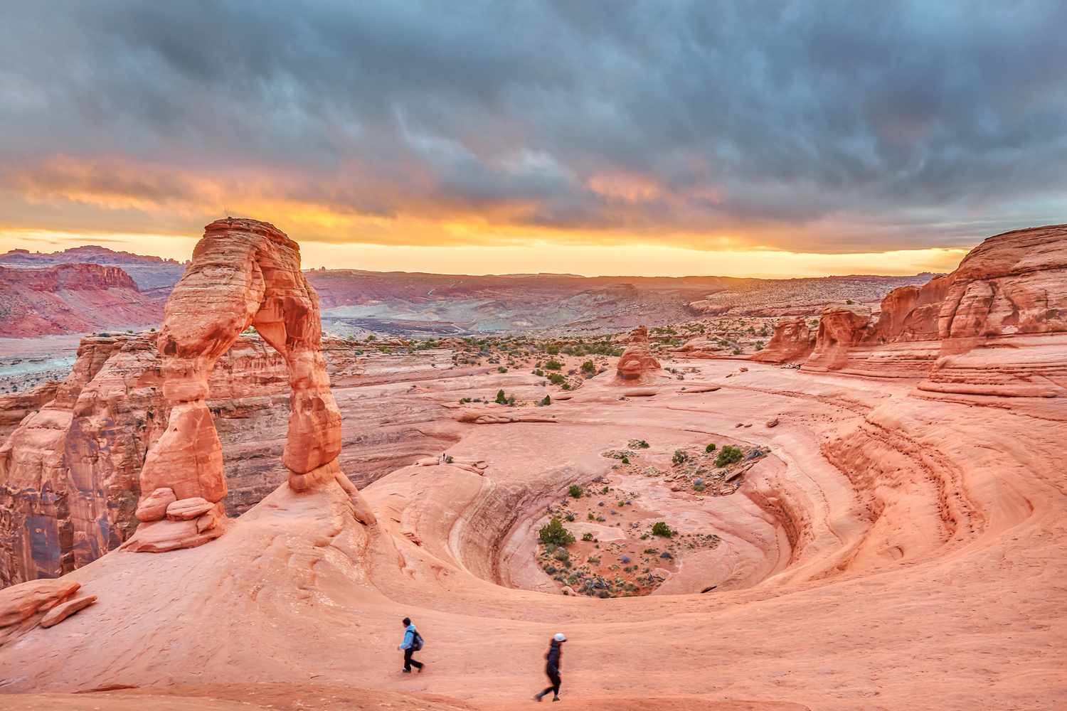 Beyond the Red Rocks: An Arches Expedition into the Sublime 12