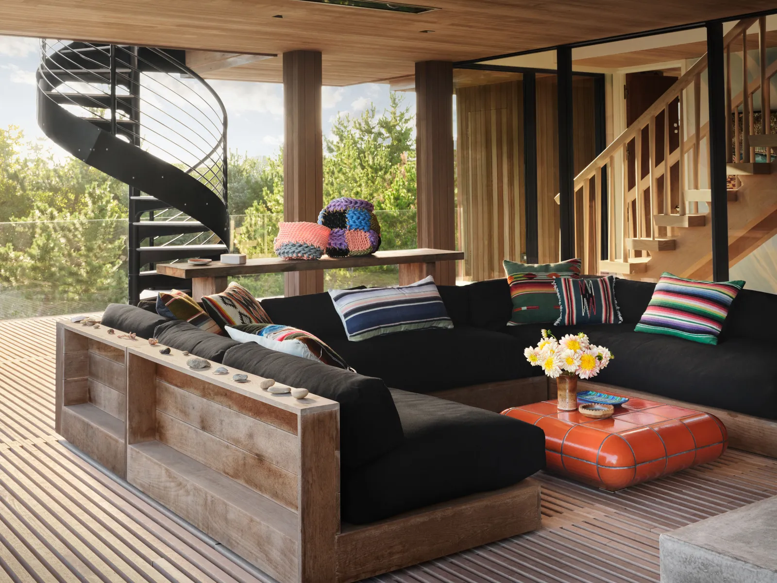 Hamptons Horizon: Where Heritage Meets High Society Living 46