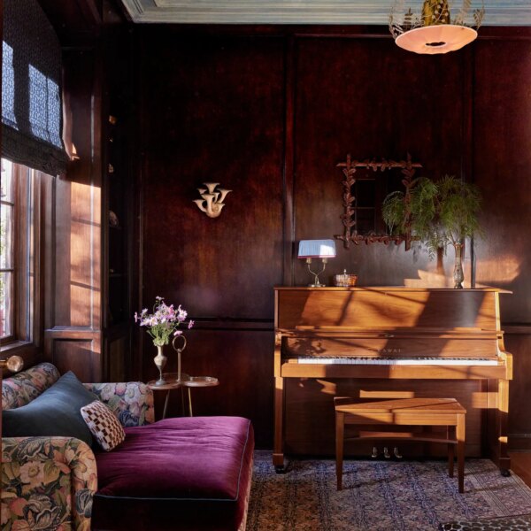 Elevated Abodes: Architectural Alchemy for the Discerning Dweller