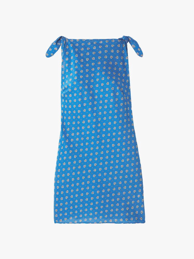 Chic Attire for Your Al Fresco Nuptials 55