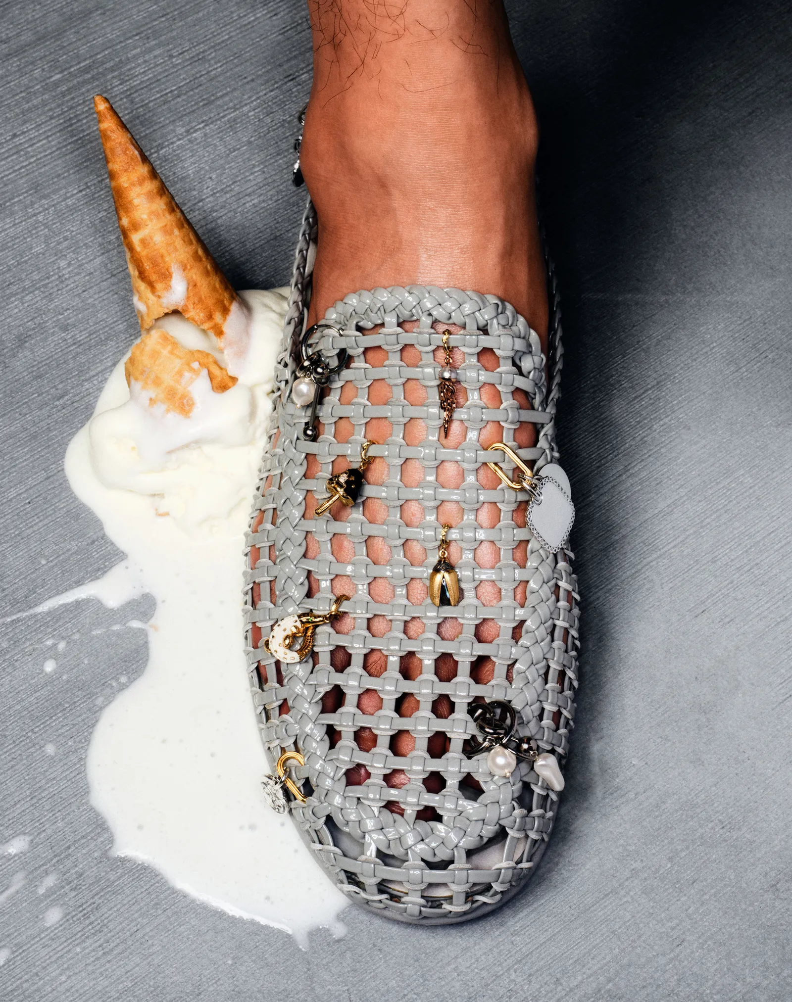 Stride into Summer: Elevate Your Footwear Game 14