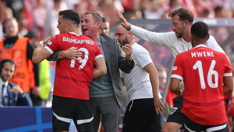 World Cup 2026: The Elite Managers on the Hot Seat and the Future of Global Football Strategy 22