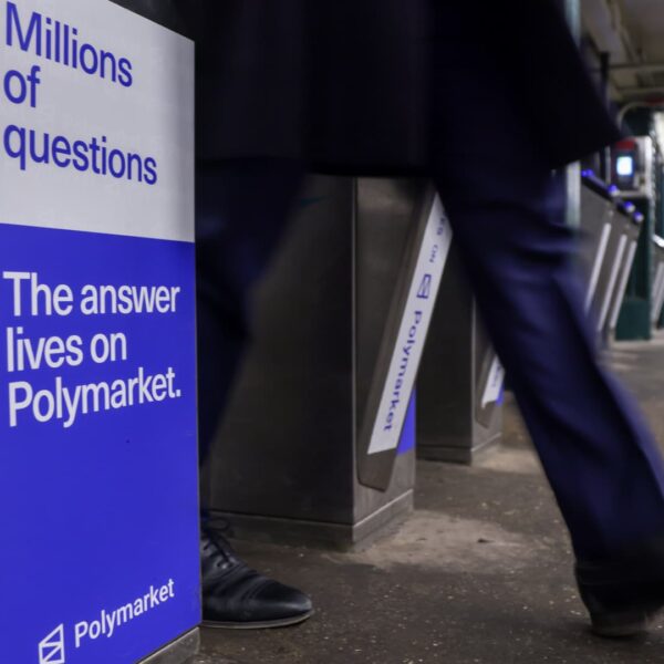 Polymarket Pioneers Institutional Adoption with Landmark Block Trade Execution