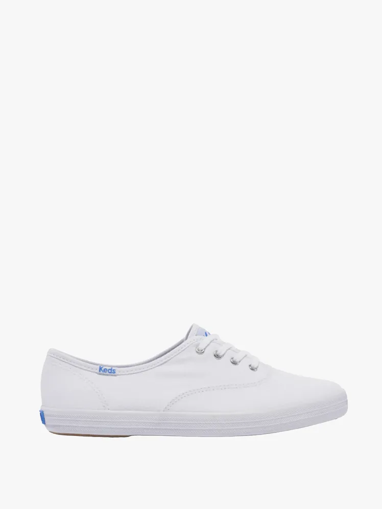 Elevate Your Ensemble: The Ultimate Guide to Pairing Dresses with Designer Sneakers 12