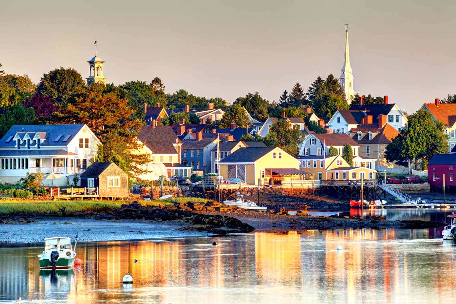 Enchanting New England Havens: Where Every Village Whispers a Timeless Tale 15