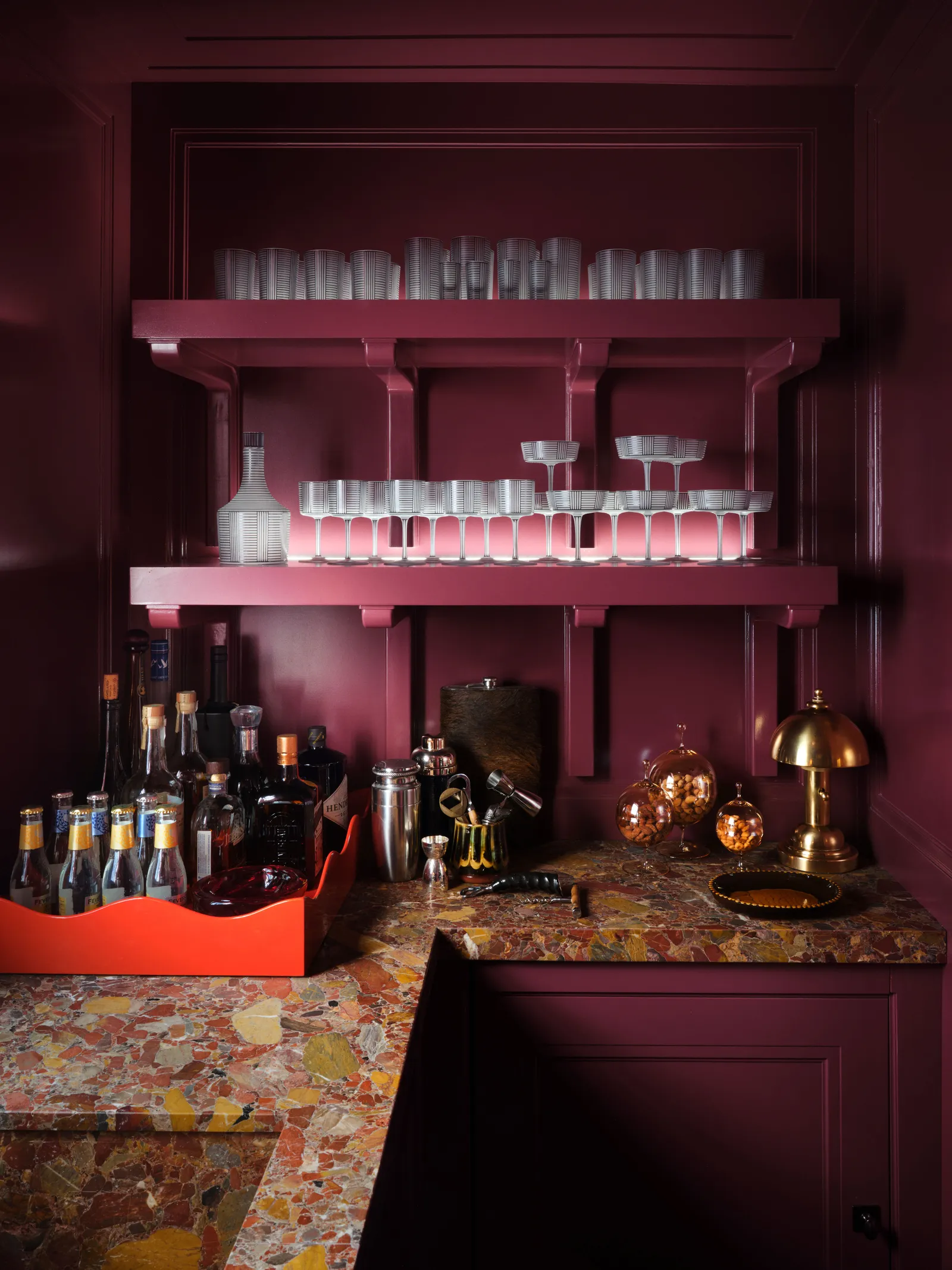 A Curator's Canvas: Douglas Friedman's Haven of Enduring Elegance 32