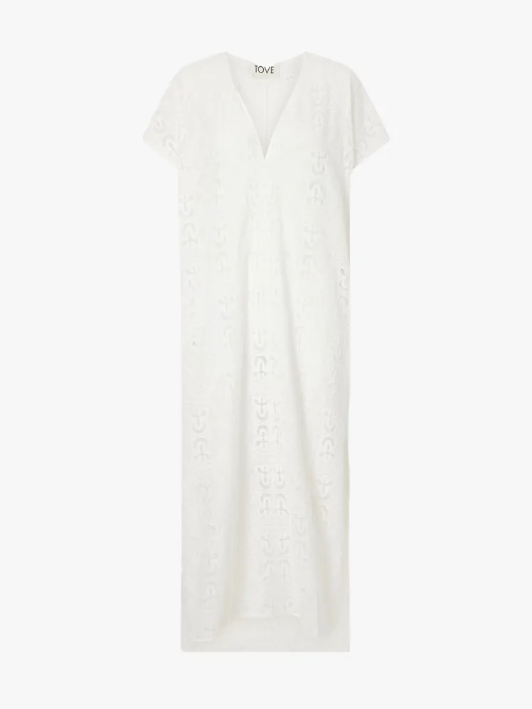 Effortless Summer Elegance for the Modern Woman 19