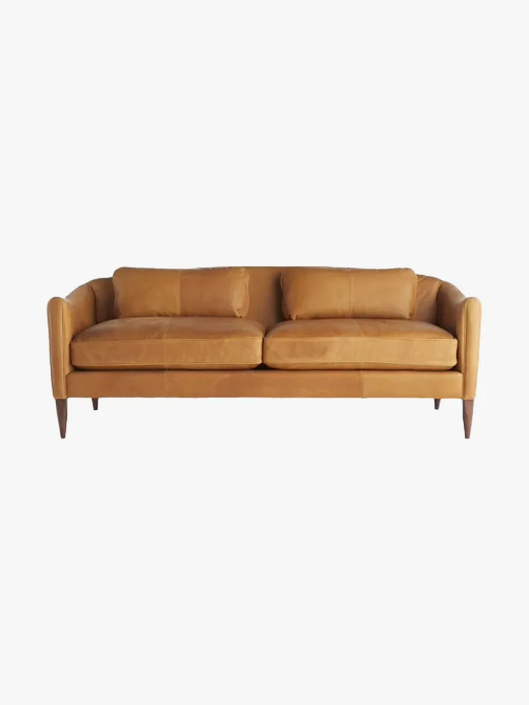 Heirloom Leathers: Curated Comfort for the Discerning Connoisseur 29