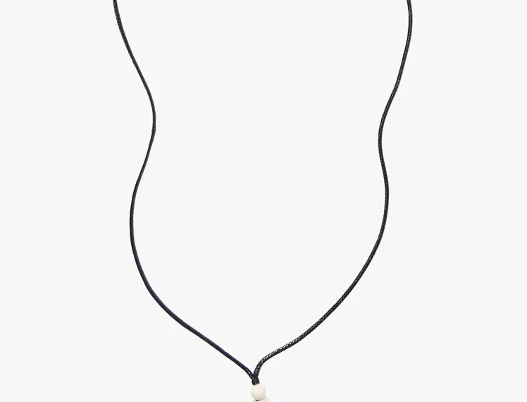 Business Style news 140 The Timeless Charm of the Choker Redefined for Today