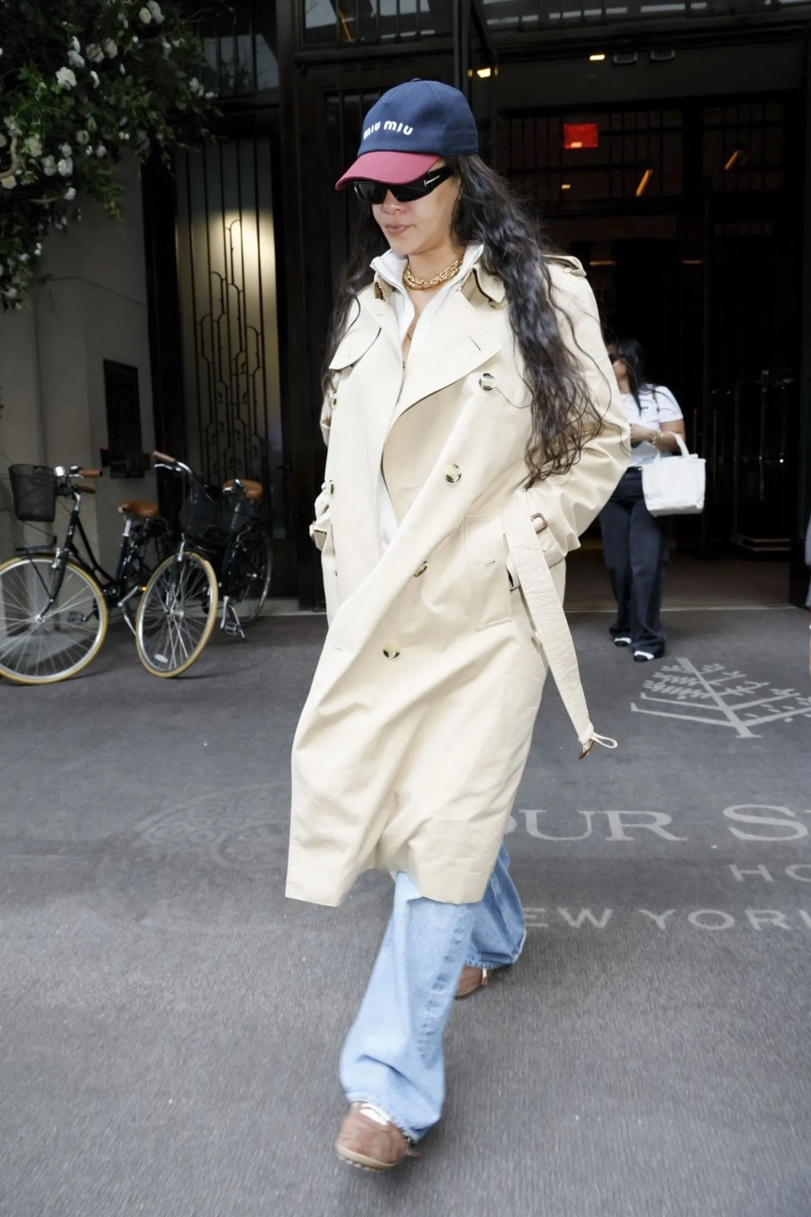 Rihanna Revives a Singular Noughties Icon 5