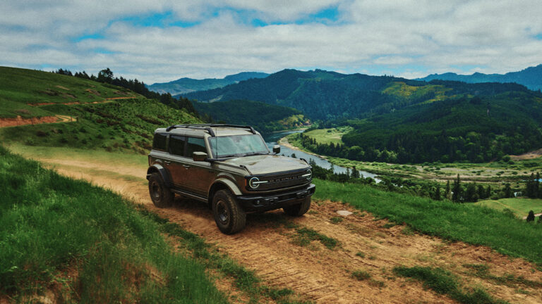 Bronco Filson Edition: A Collector's Masterpiece of American Ingenuity 28 Bronco Filson Edition: A Collector's Masterpiece of American Ingenuity 28