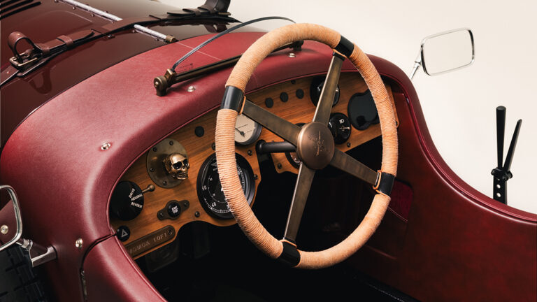 Momoa's Bespoke Blower: A Bentley Icon Reimagined for the Modern Connoisseur 24