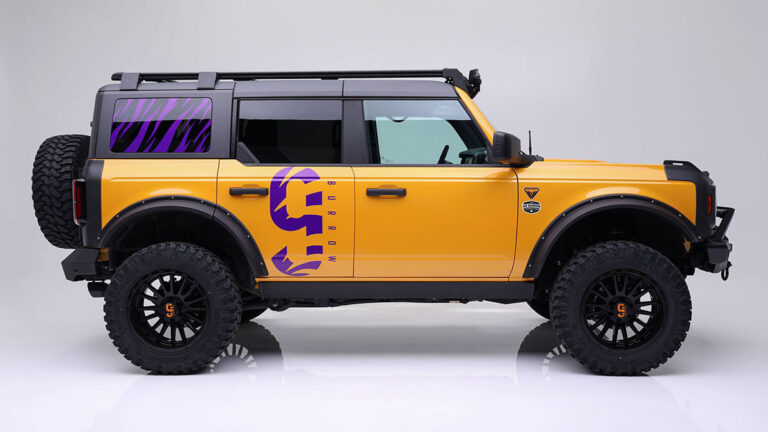 Gridiron Great Offers Coveted Bronco for a Cause 1