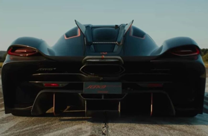 Quarter-Mile King: Unleashing Hypercar Velocity in Production Form