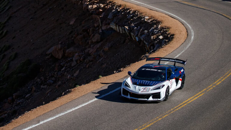 Chevrolet C8 Corvette ZR1X: A New Pikes Peak Pinnacle Achieved 19