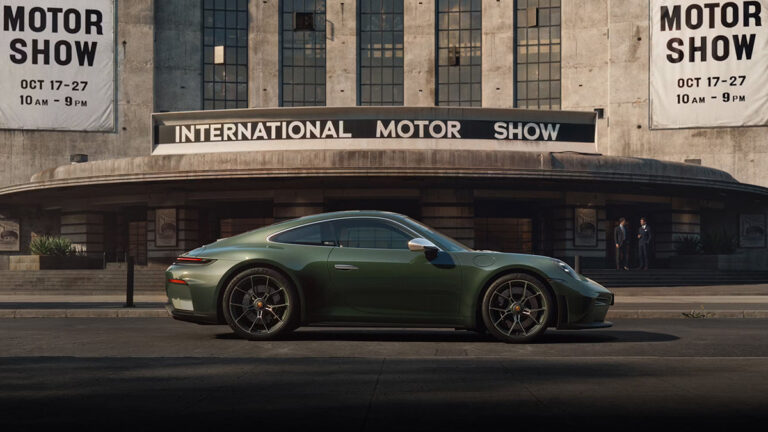 Porsche 911 GT3 Marks 75 Years of British Excellence 84