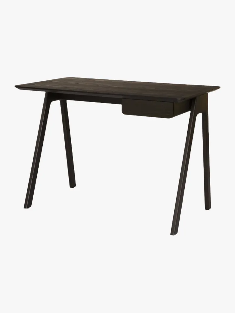 Heritage Haven: Elite Desks for Curated Small-Space Living 31